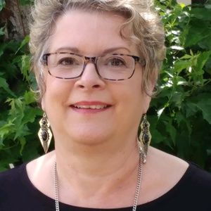 Meet your Posher, Sharon